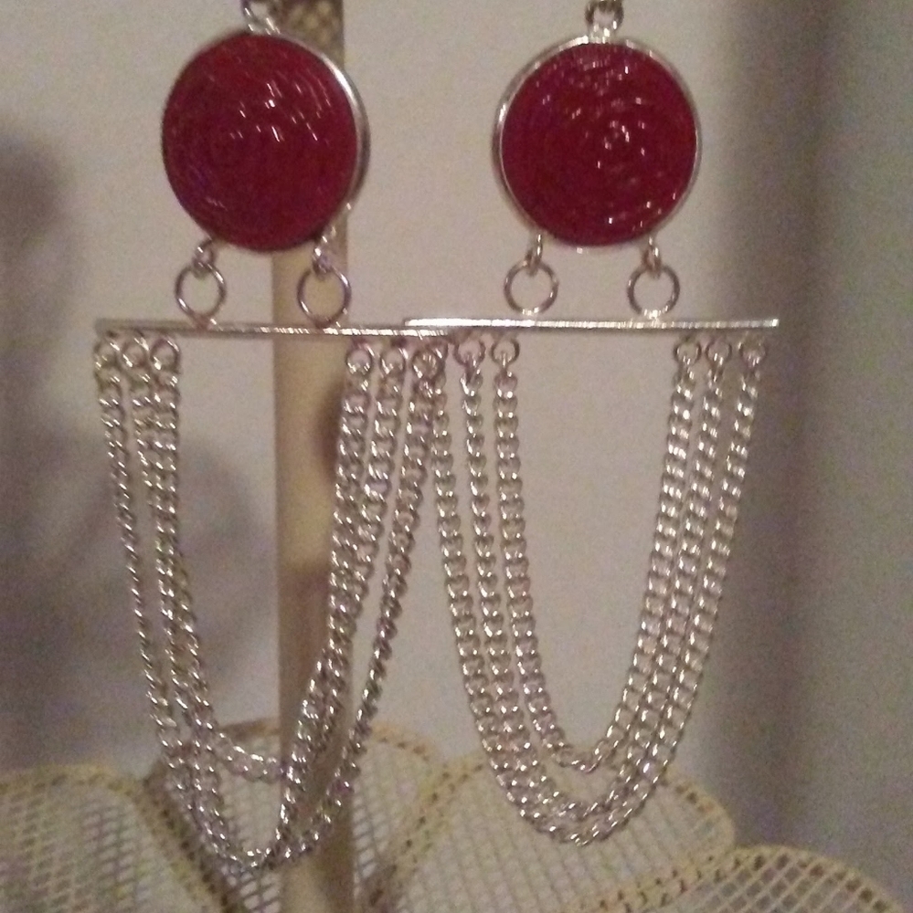 GENUINE RED RUBY DANGLE EARRINGS HANDCRAVED ROSE 🌹 DESIGN.